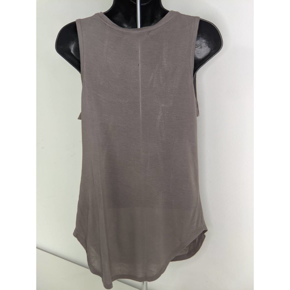 Olivaceous Sleeveless Boho Tank Top Gray Scoop Neck Curved Droptail Hem Sz Large - Picture 7 of 10